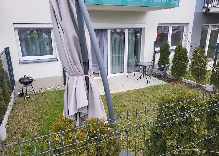 Mieszkanie W Nowym Apartamentowcu Obok Ch Arena, Prywatny Parking