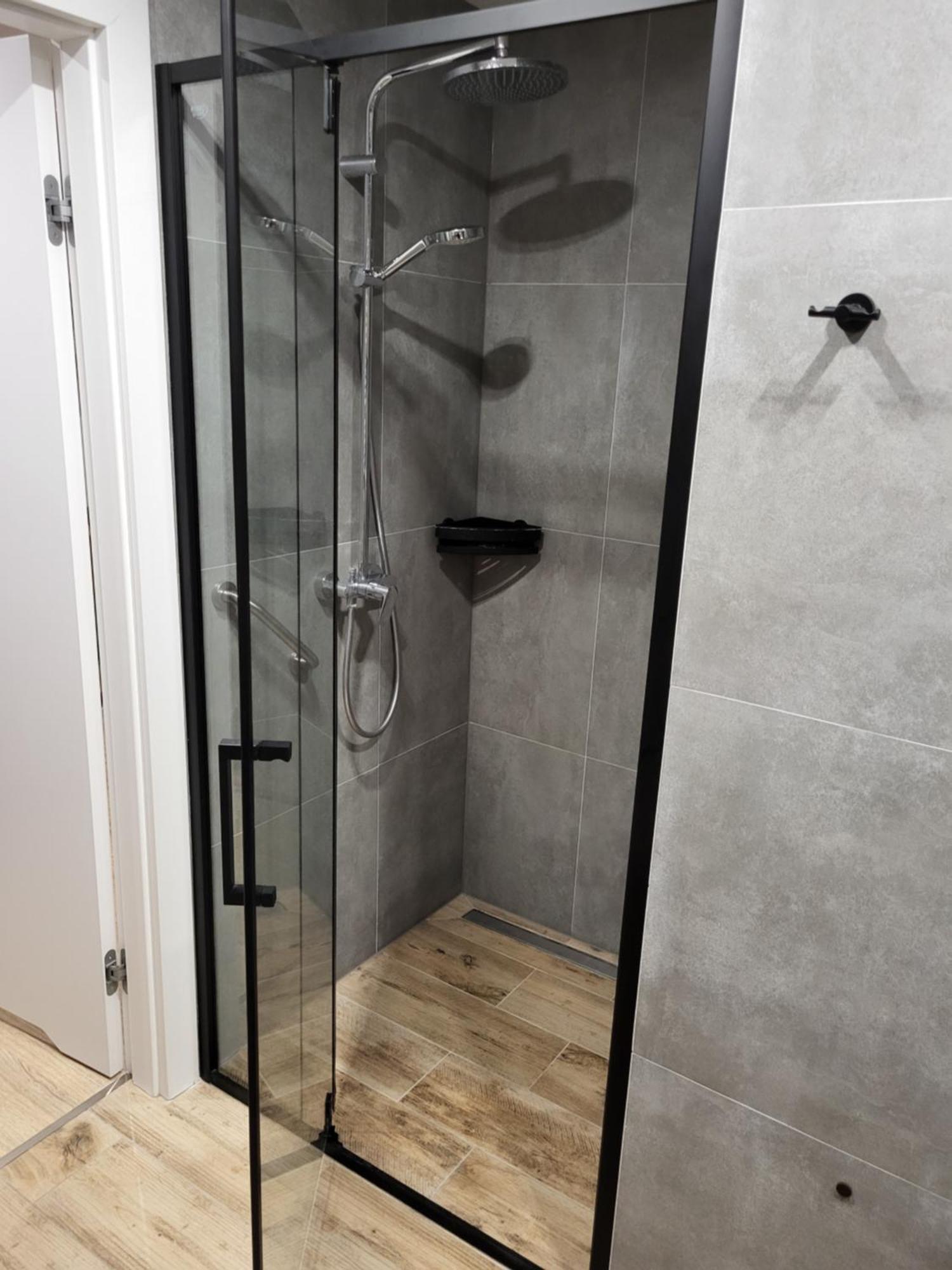 Apartment Mieszkanie W Nowym Apartamentowcu Obok Ch Arena, Prywatny Parking Gliwice